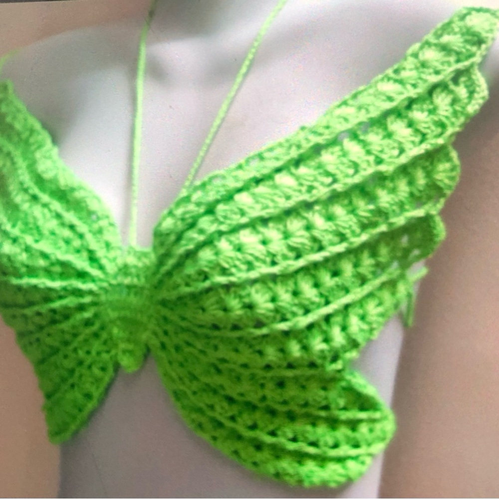 Green Asymmetrical Sleeveless Crop Top